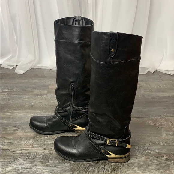 boots with ankle straps